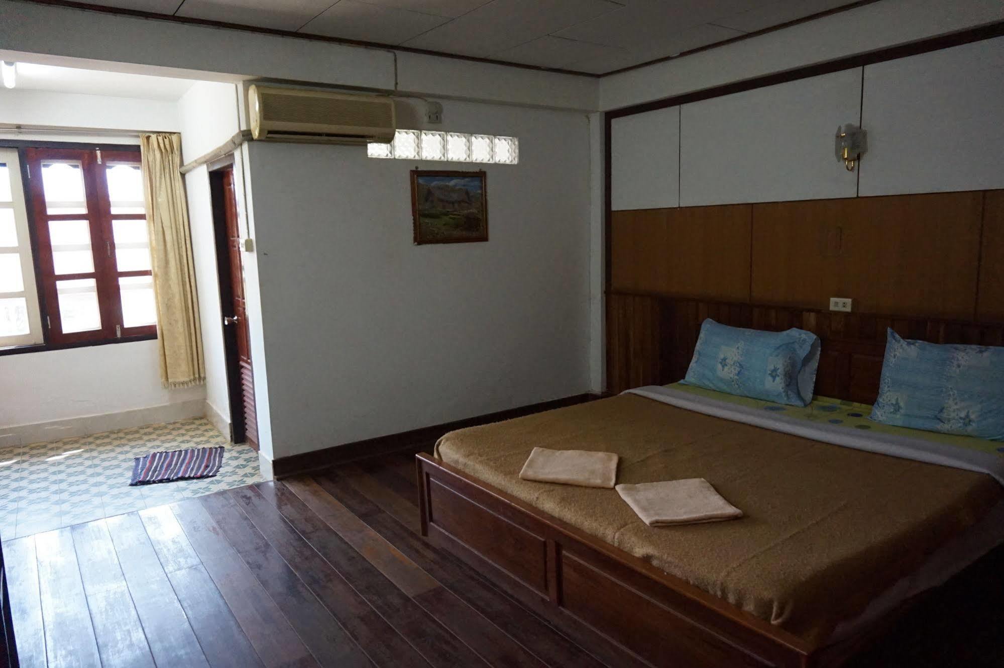 Champa Hotel Pakse Luaran gambar